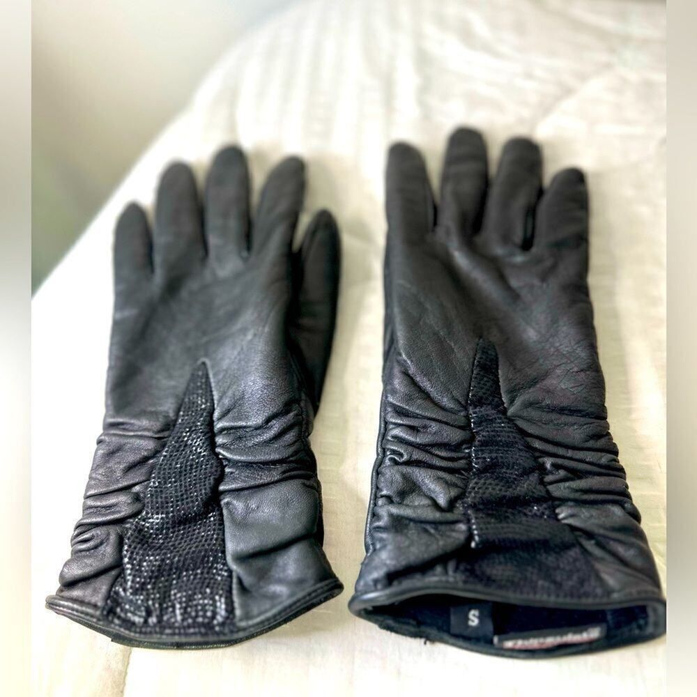 Wilsons Leather Womens Thinsulate Lined Touchpoint Leather Glove Black Small
